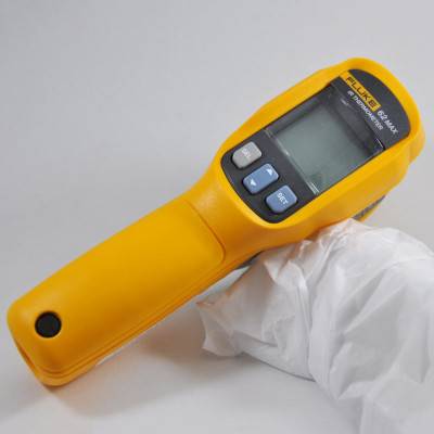 Fluke 62 Max+ IR Thermometer Contents